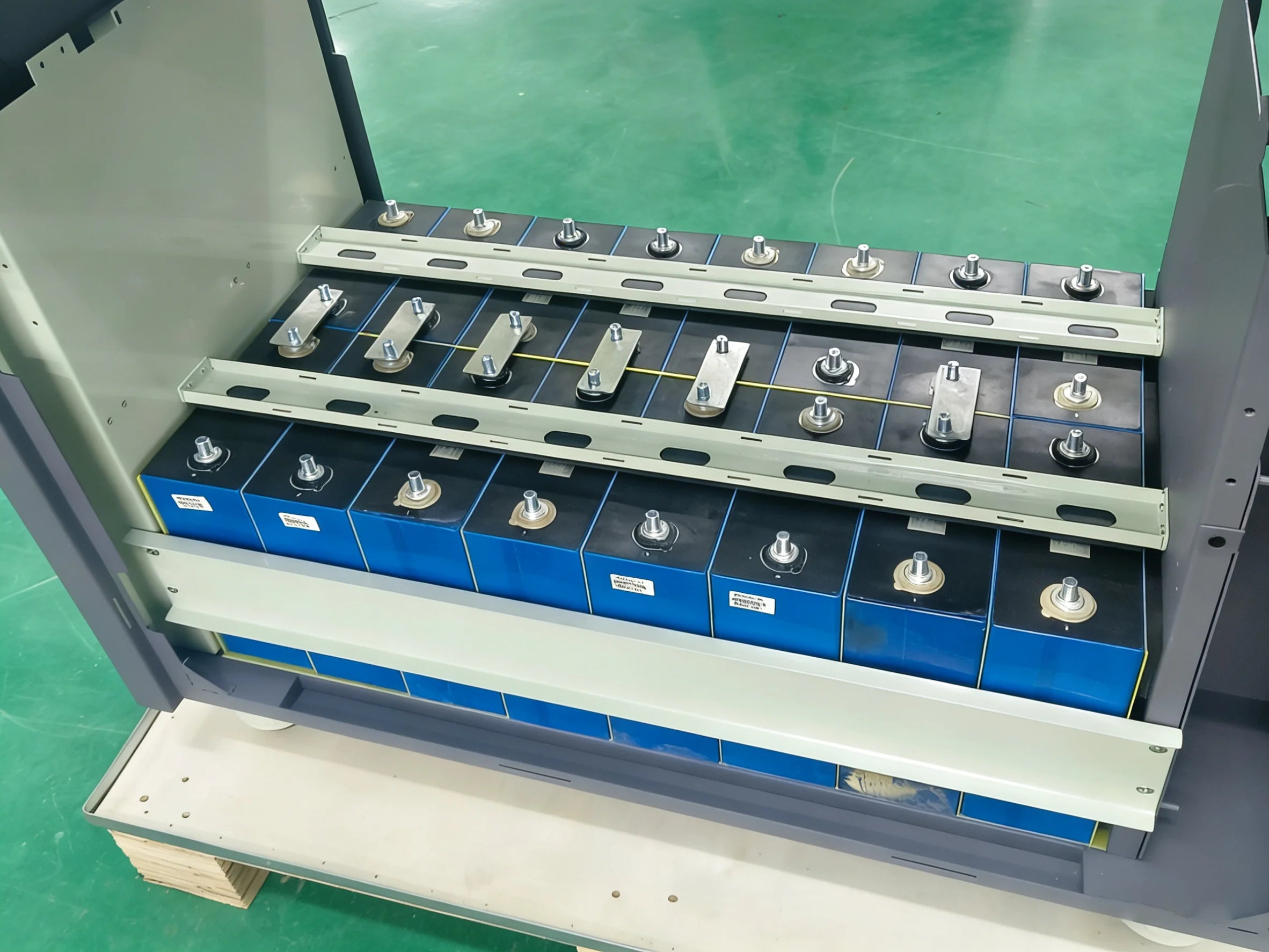 Huanchu 51.2v Lifepo4 Battery Case 16s MB56 628Ah Box JK 300A V19 BMS 30KWh Lithium Battery Box Energy Storage PRIME RJ SOLAR PH