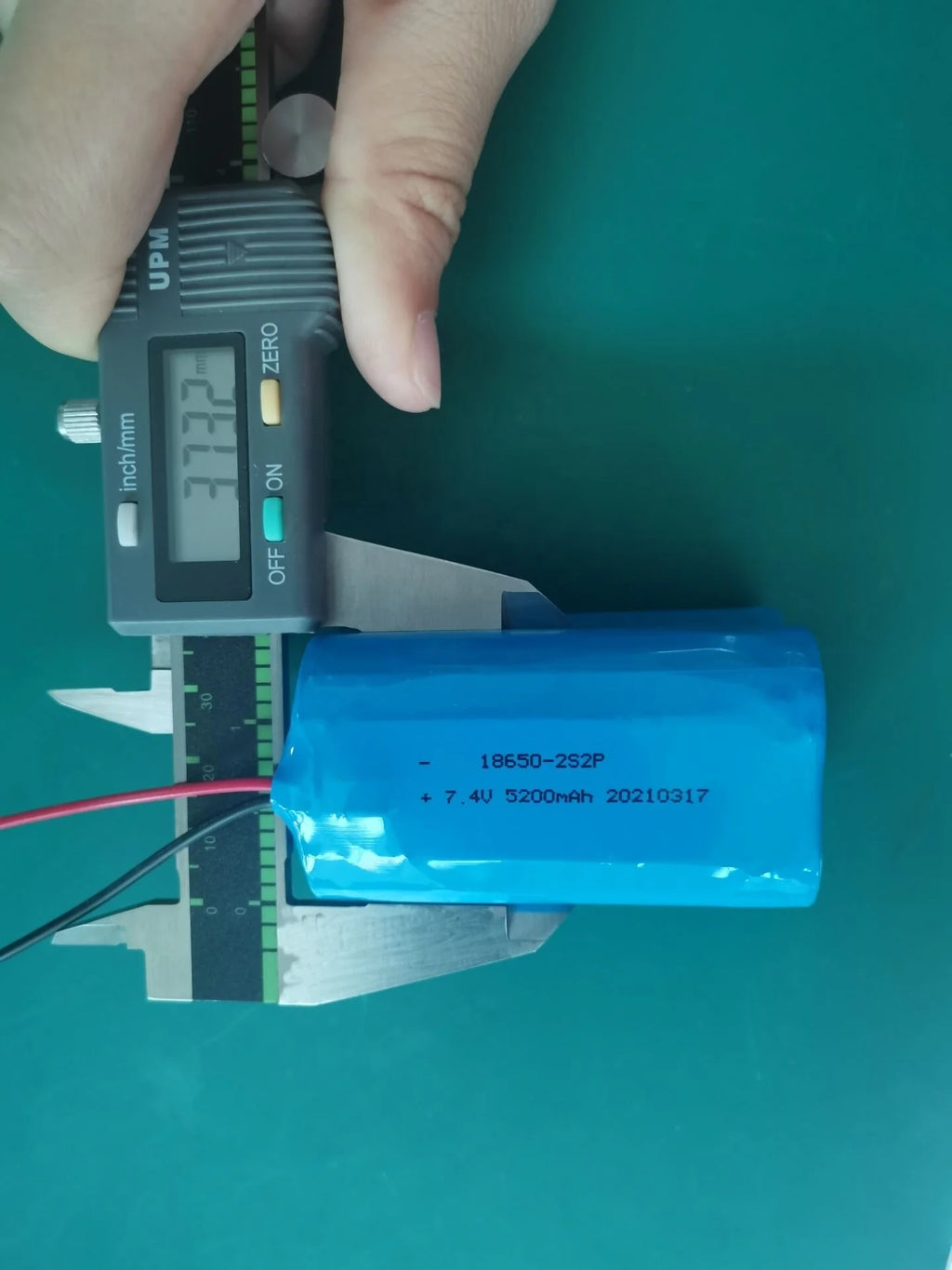 Lishen 21700 4000mAh 10C High Rate Battery Cell Cylindrical Round Battery UN38.3 IEC62133 4500mAh