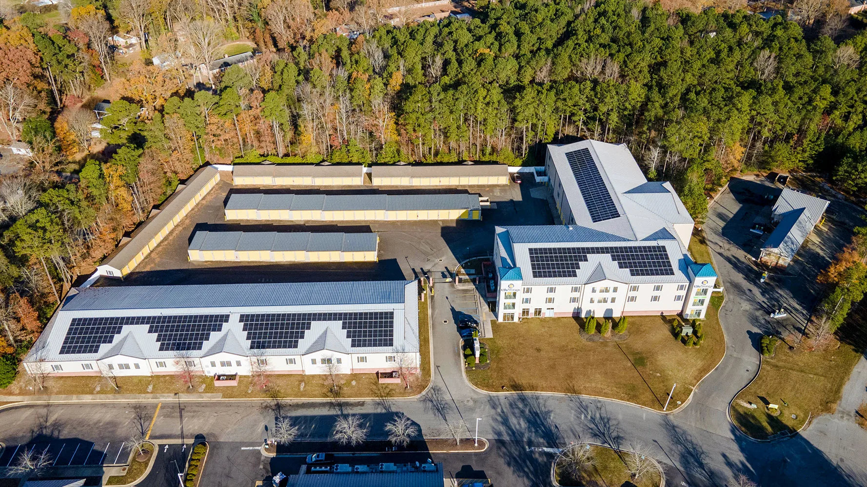 Jinko Solar Panels Complete PV System Solar Kits 10Kw 20Kw 30Kw 50kw Roof Mounting Hybrid Solar Energy Storage System for Use PRIME RJ SOLAR PH
