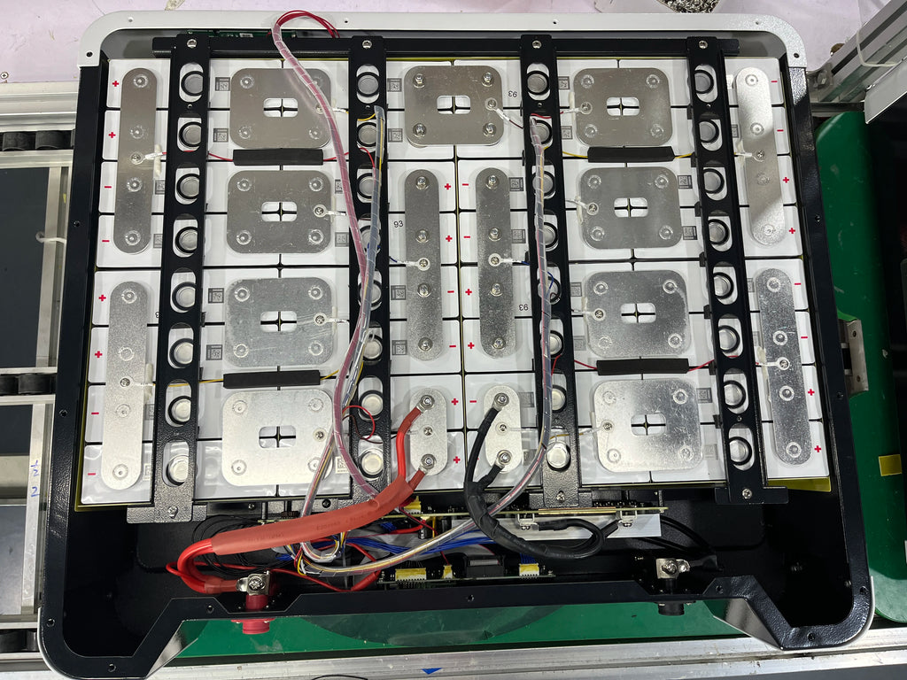 Delong  Lithium Batteries Solar Energy Inverter 48V 10KWH 48V 20KWH 48V 15kwH Lifepo4 Battery Energy Storage System 51.2V