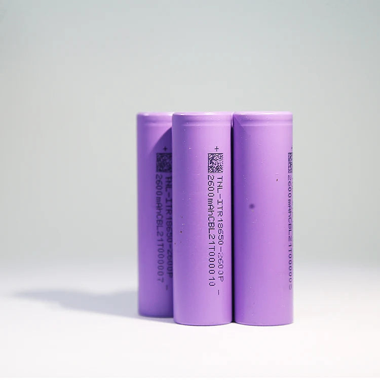 High Quality 18650 Li-ion Battery 2600mAh Large Capacity