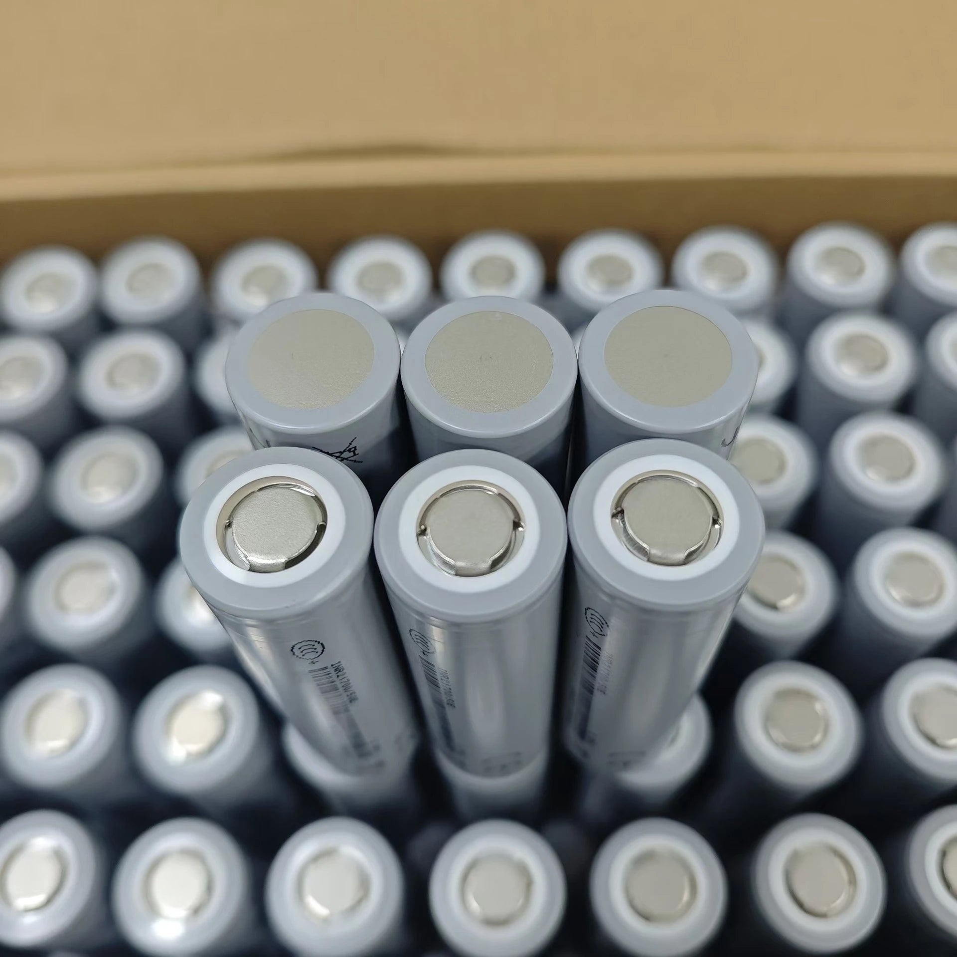 Lishen 21700 4000mAh 10C High Rate Battery Cell Cylindrical Round Battery UN38.3 IEC62133 4500mAh