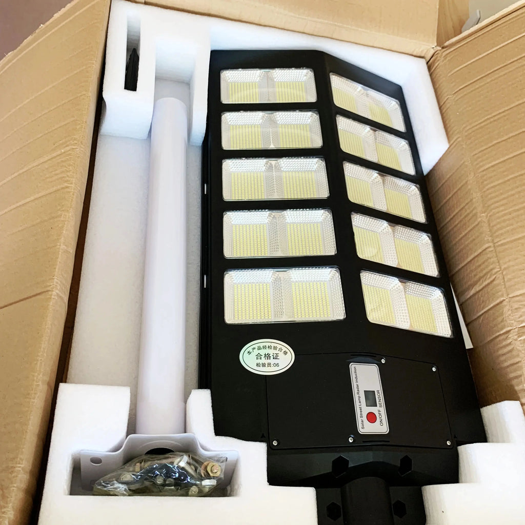 Solar Street Light 5000000LM Outdoor Solar Led Light Waterproof IP67 Solar Garden Lights for Plaza Garden Yard YX123TB